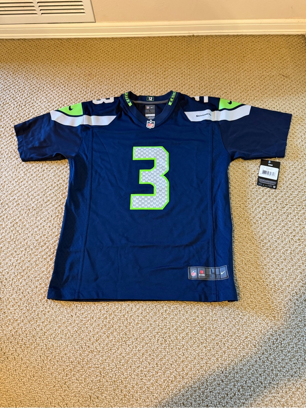 Nike Seattle Seahawks Russell Wilson #3 NFL Jersey (Youth Size Large) NEW